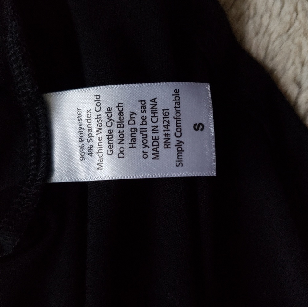 LULAROE BLACK LONG SLEEVE TOP..SIZE S - Picture 5 of 5